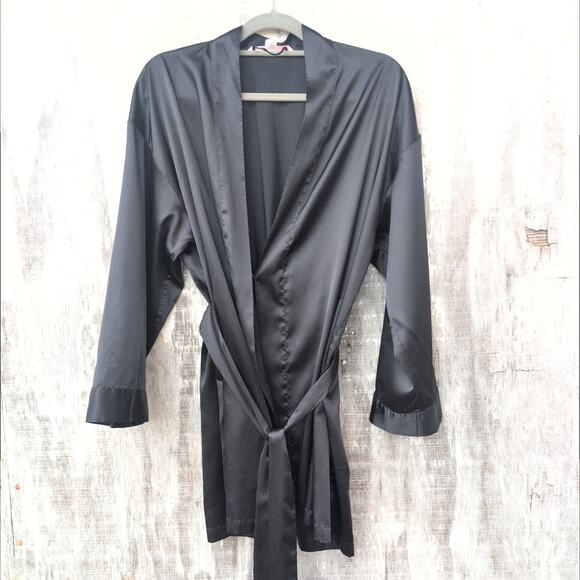 Victoria's Secret Silky Satin Feel Robe Women's One Size (Fits Large) Black - Picture 1 of 12
